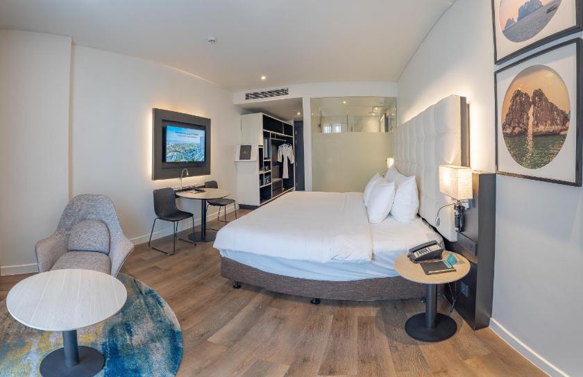 Phòng Deluxe có Giường cỡ King Nhìn ra Thành phố - Không Hút thuốc