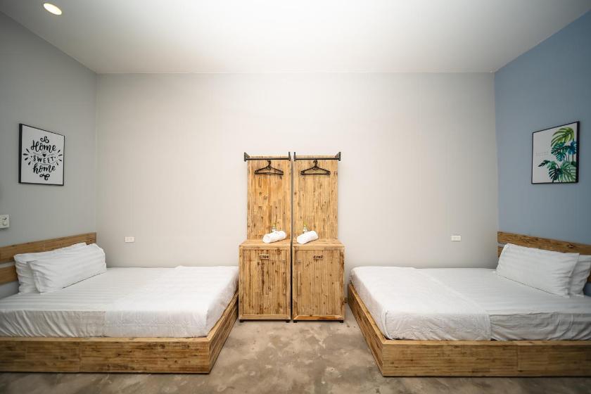 Phòng 3 người với Phòng tắm Chung Phòng 3 người với Phòng tắm Chung