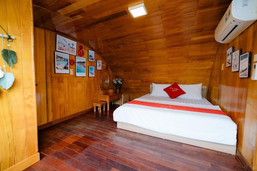 Phòng Giường Đôi Có Ban Công