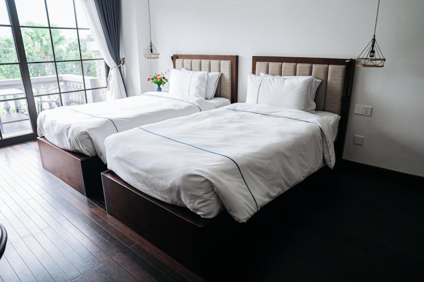 Phòng 2 giường đơn có ban công