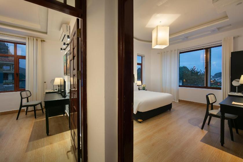 Biệt Thự Nhìn Ra Biển