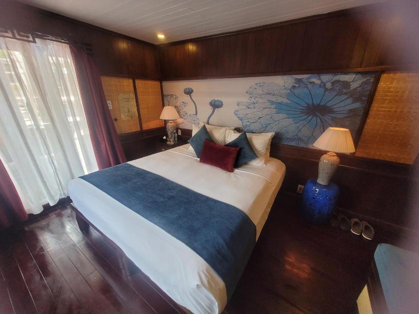 Du ngoạn Legend 1 Cabin Riêng - 2 Ngày 1 Đêm