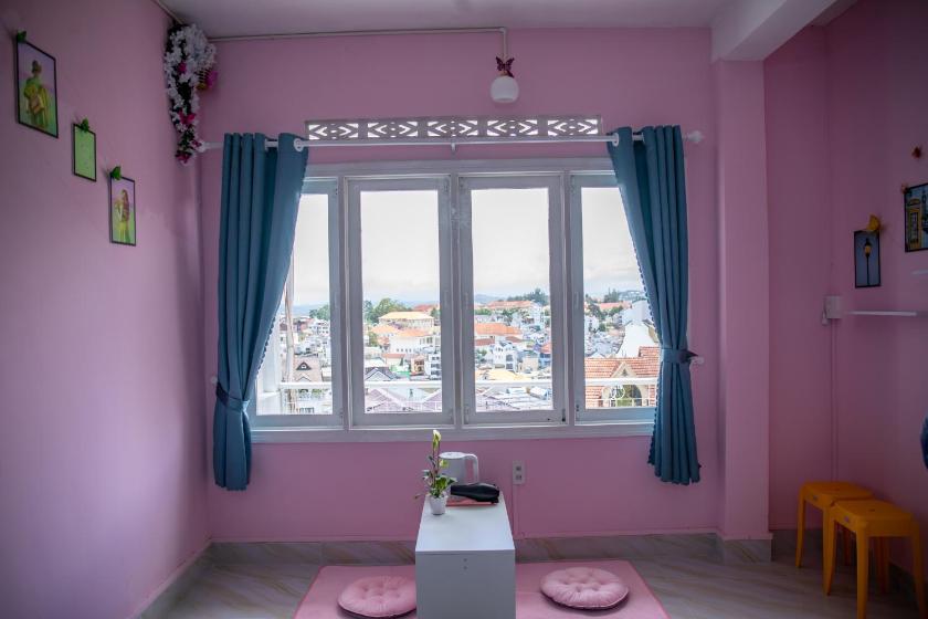 Phòng Giường Đôi Có Ban Công