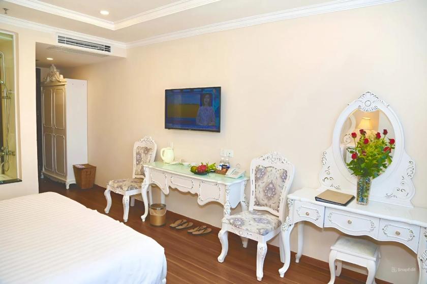 Phòng Deluxe Giường Đôi Nhìn Ra Biển