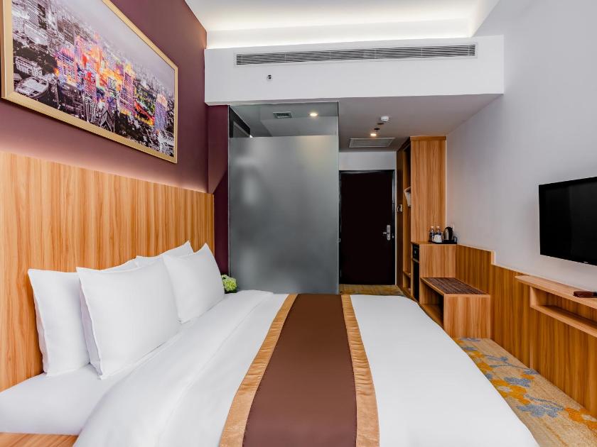 Deluxe Room With Free Minibar Deluxe Room With Free Minibar