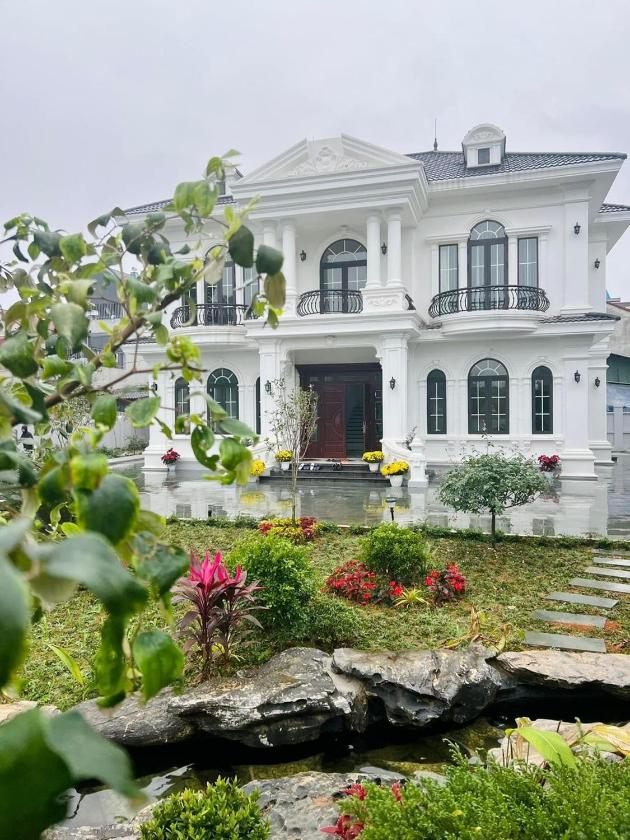 Biệt Thự