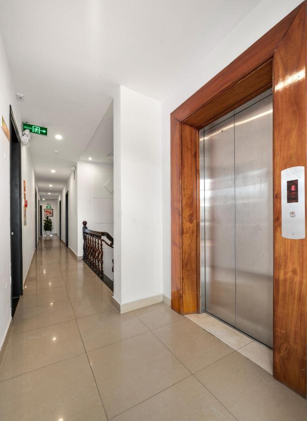 Phòng Deluxe Giường Đôi Có Ban Công