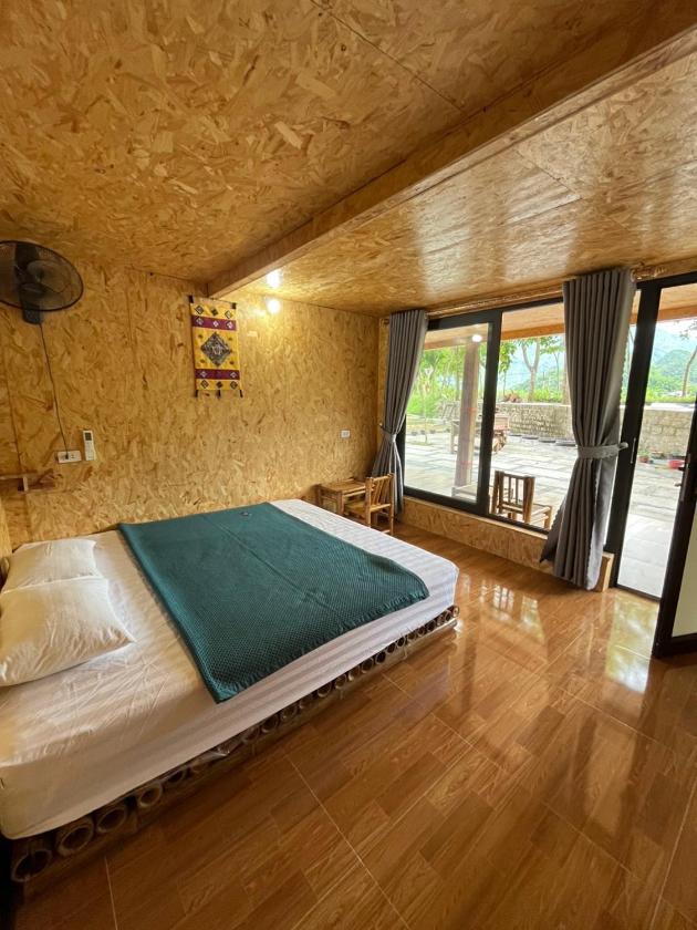 Phòng Giường Đôi Có Sân Trong