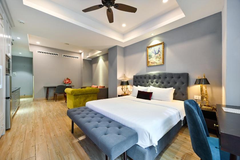 Studio Apartment with Queen Bed Studio Apartment with Queen Bed