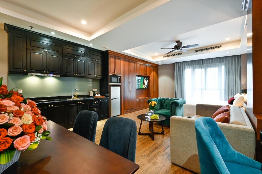 Studio Apartment with Queen Bed Studio Apartment with Queen Bed