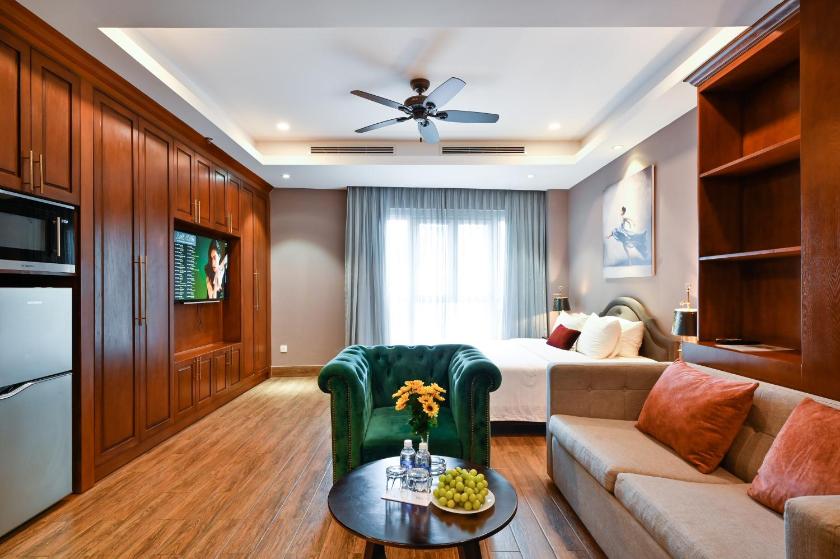 Studio Apartment with Queen Bed Studio Apartment with Queen Bed