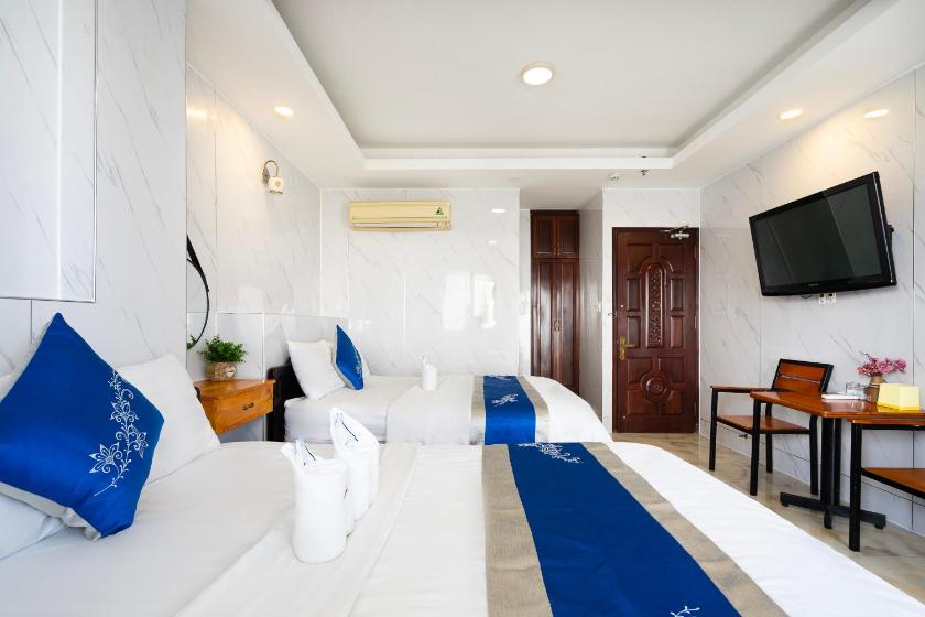 Phòng Có Giường Cỡ King Với Ban Công