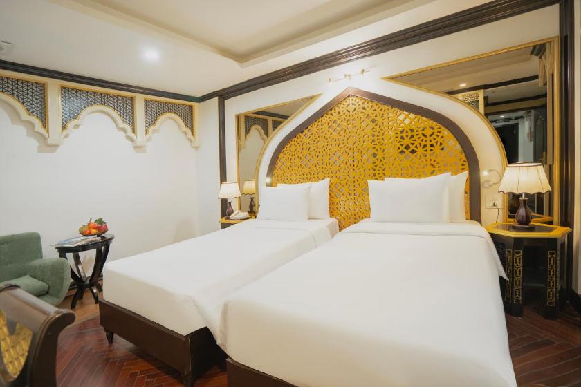 Deluxe Double or Twin Room  With Internal Window