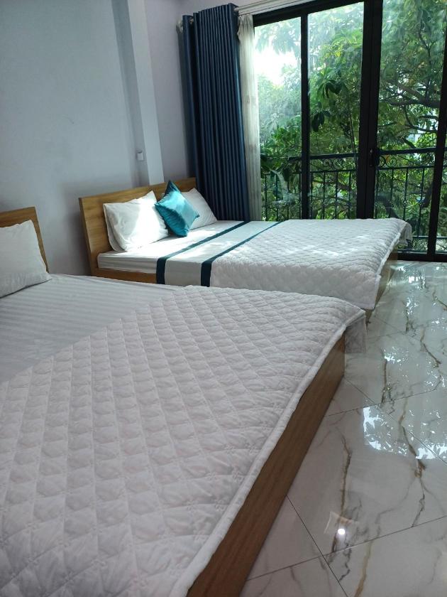 Phòng 2 giường đơn có ban công