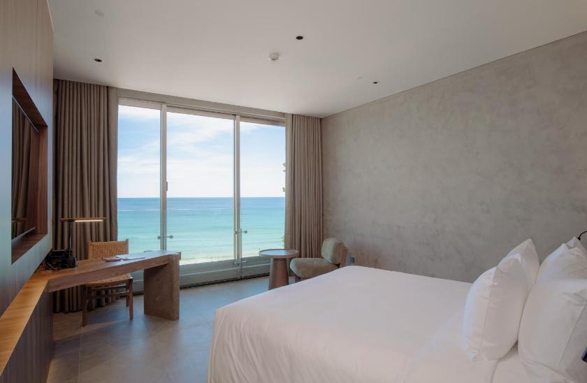  Special Offer - Junior Suite Oceanfront