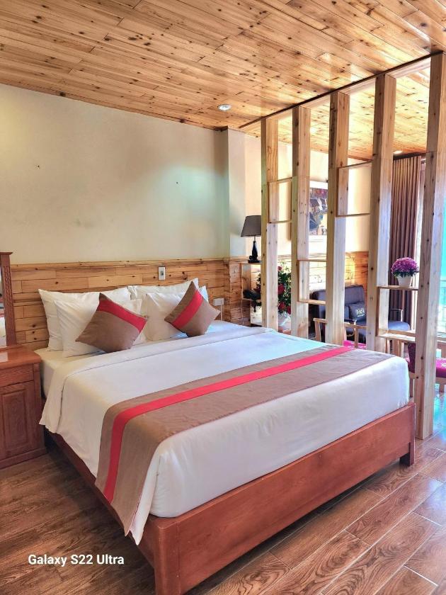 Phòng Deluxe Có Giường Cỡ King Phòng Deluxe Có Giường Cỡ King