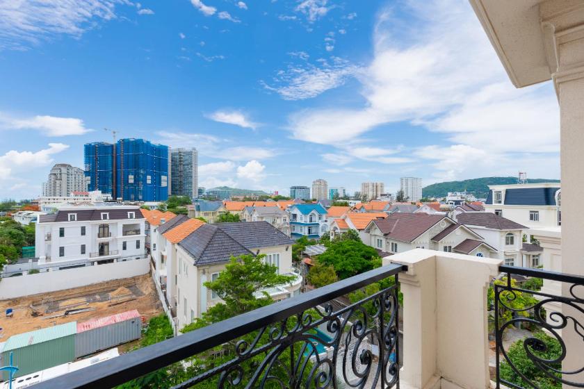 Phòng Deluxe 4 Người