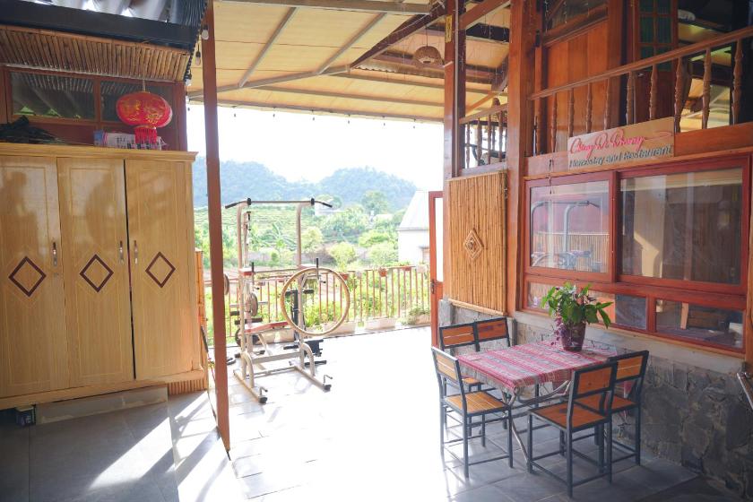 Phòng Ngủ Tập Thể Cho Cả Nam Và Nữ