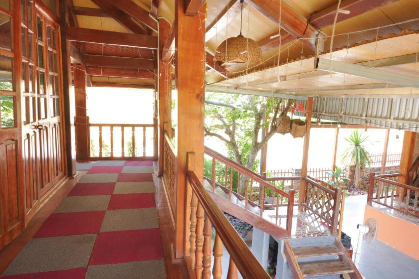 Phòng Ngủ Tập Thể Cho Cả Nam Và Nữ