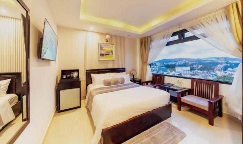 Phòng Deluxe Giường Đôi
