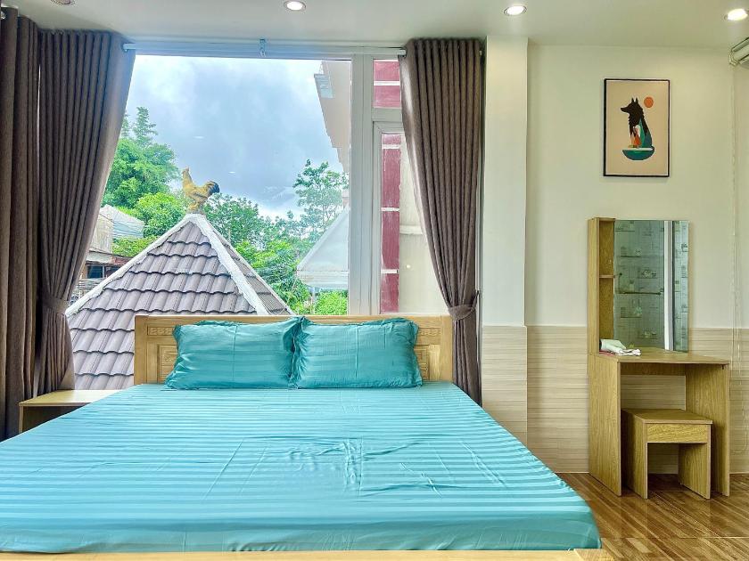 Phòng Giường Đôi Nhìn Ra Vườn