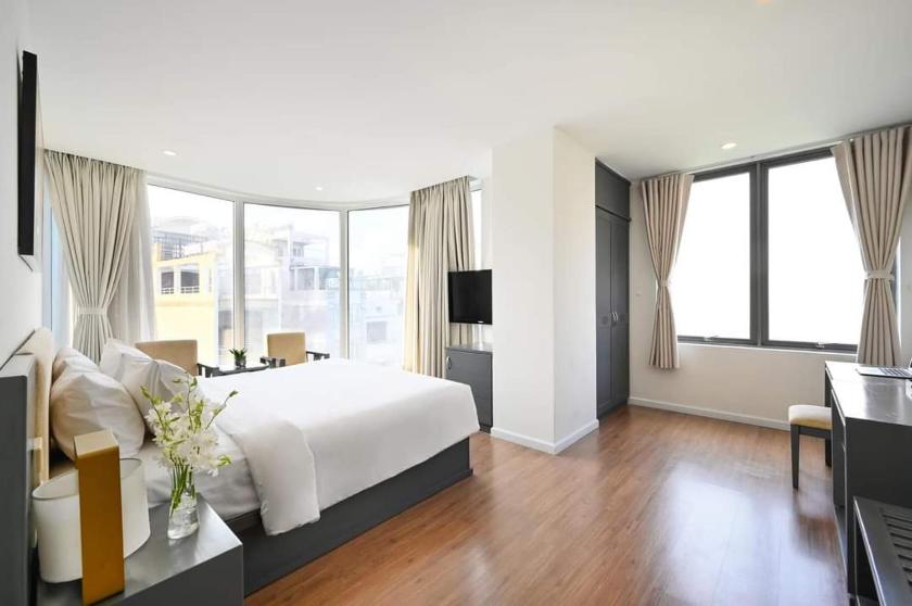 Suite Nhìn Ra Thành Phố