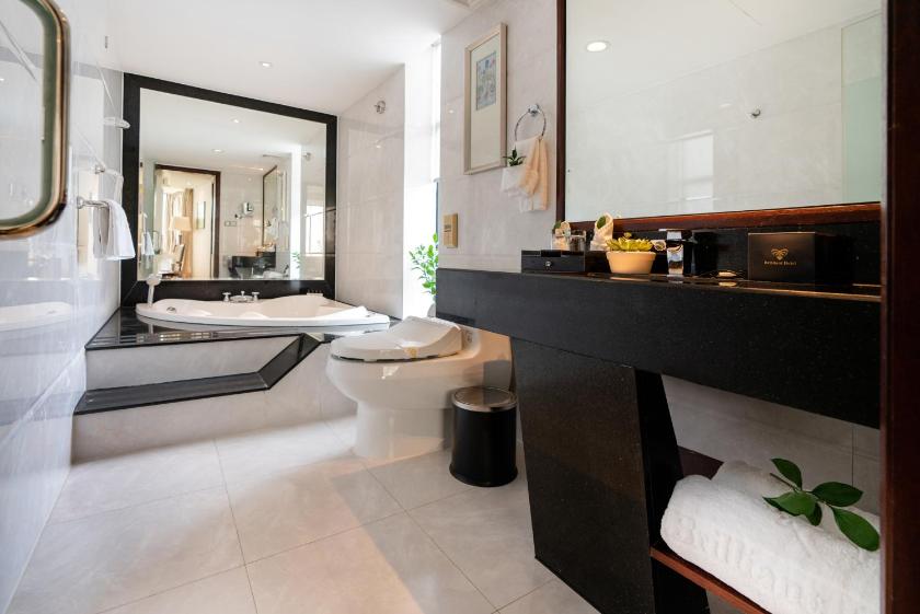 Grand Suite River View Double Room - One-way airport transfer & Afternoon Tea Included Once Per Stay Grand Suite River View Double Room - One-way airport transfer & Afternoon Tea Included Once Per Stay