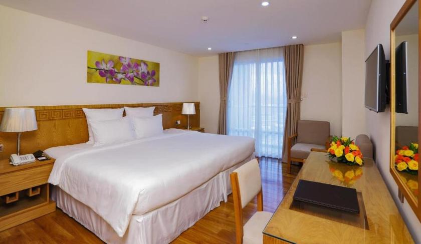 Phòng Deluxe Có Giường Cỡ King