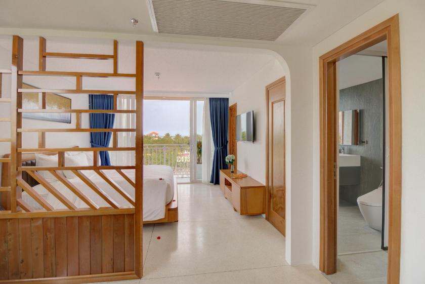 Suite Có Giường Cỡ King Và Bồn Tắm Spa