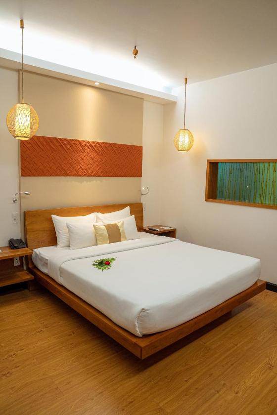 Phòng Deluxe Giường Đôi/2 Giường Đơn Có Ban Công Riêng