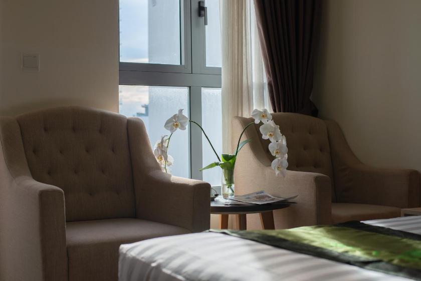 Phòng cho 3 người có Ban Công