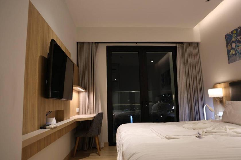 Căn Hộ 2 Phòng Ngủ