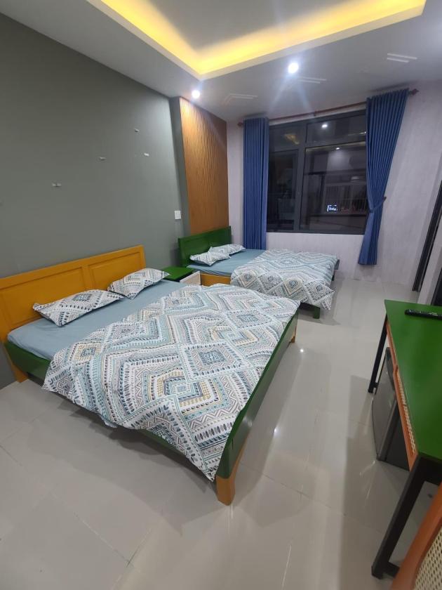 Phòng 4 Người Có Ban Công