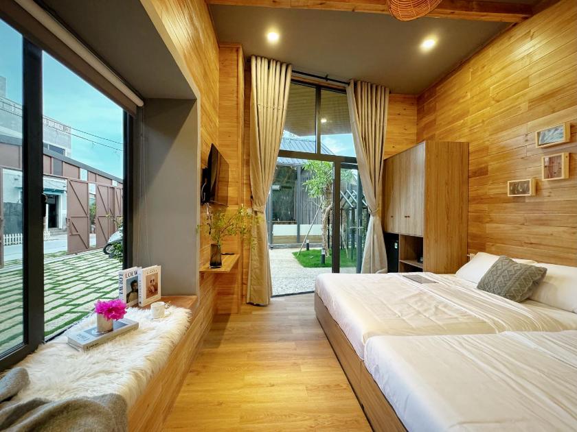 Phòng 3 Người Nhìn Ra Hồ Bơi