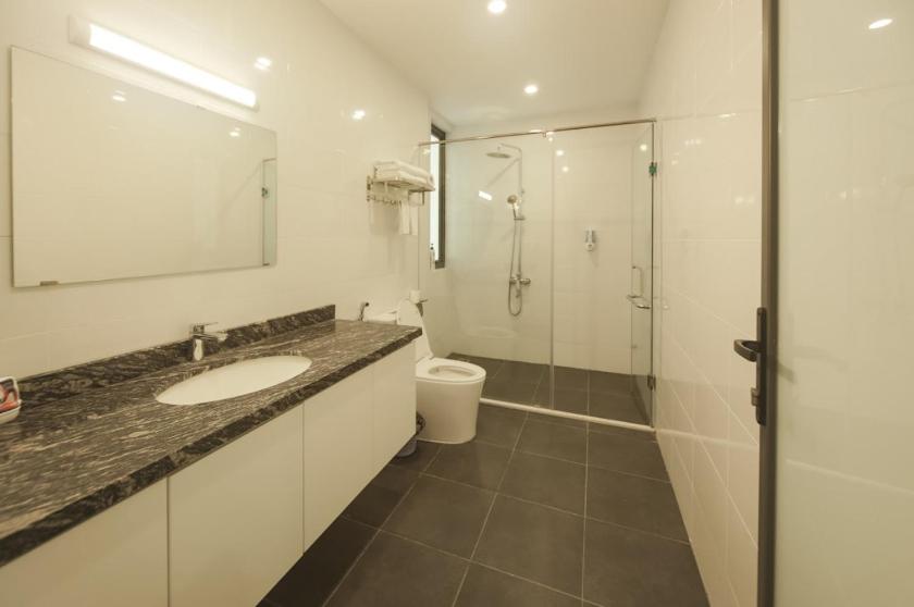 Phòng Ngủ Tập Thể Cho Cả Nam Và Nữ