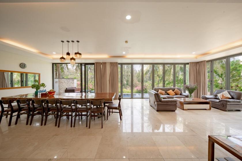 Biệt Thự Có Hồ Bơi Riêng