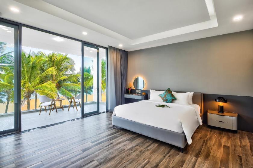 Biệt Thự - Trước Biển