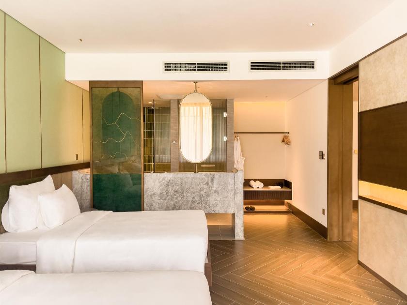 Suite nhìn ra núi Suite nhìn ra núi