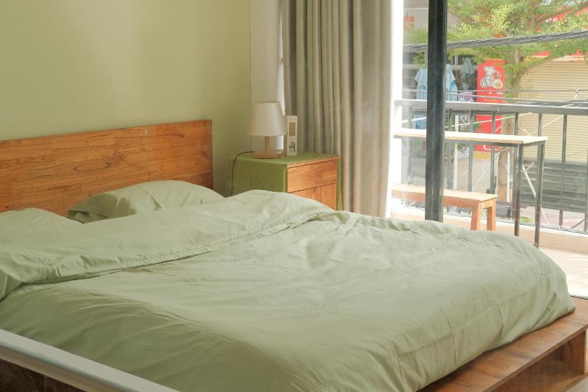 Phòng Giường Đôi Có Ban Công