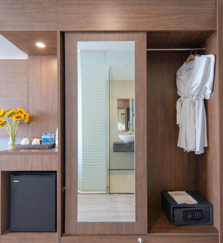 Phòng Deluxe 2 Giường Đơn Nhìn Ra Biển