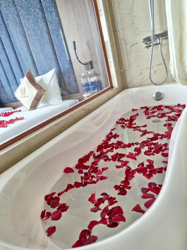 Phòng Premier Deluxe 2 Giường Đơn Nhìn Ra Biển