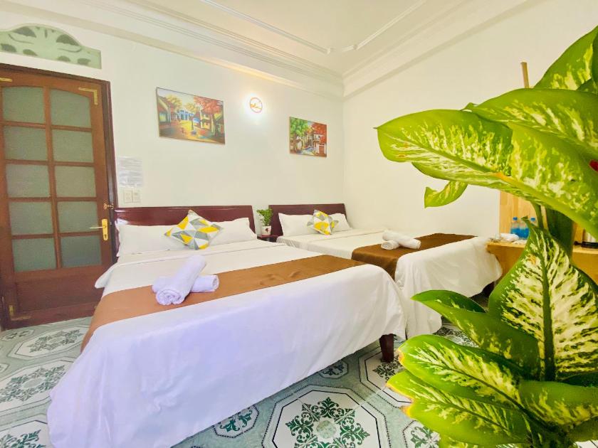 Phòng 4 Người Có Ban Công