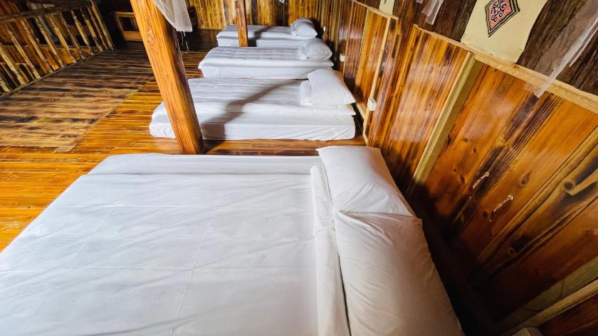 Giường trong Phòng ngủ tập thể 4 người