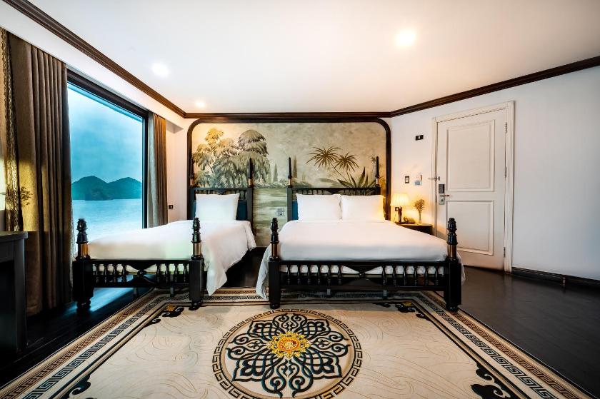 Suite Gia đình với Ban công Riêng - 2 Ngày 1 Đêm