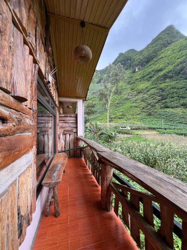 Phòng Gia đình nhìn ra Núi