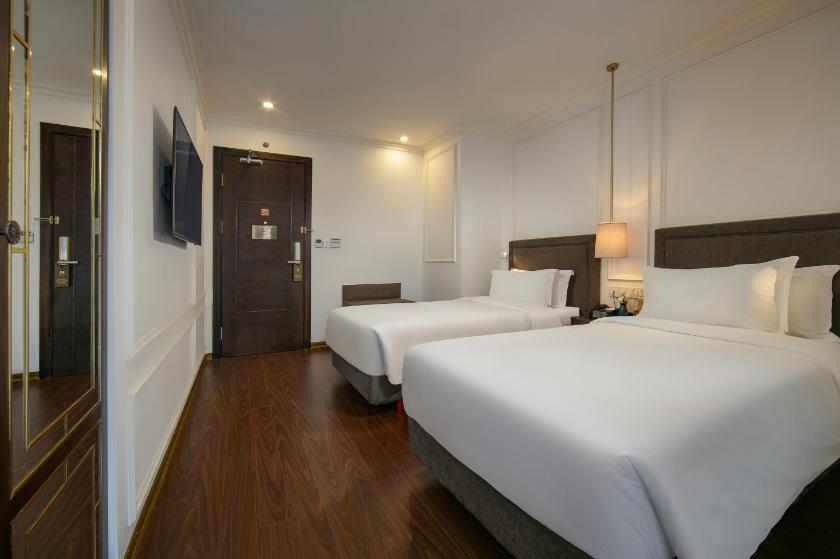 Phòng Deluxe Giường Đôi/2 Giường Đơn Có Ban Công Phòng Deluxe Giường Đôi/2 Giường Đơn Có Ban Công