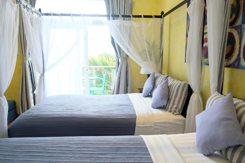 Phòng 2 giường đơn có ban công