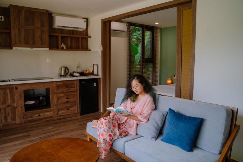 Suite nhìn ra núi