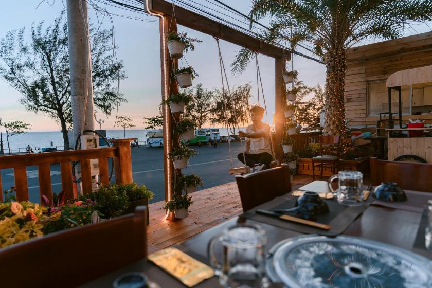 Căn Hộ Nhìn Ra Biển