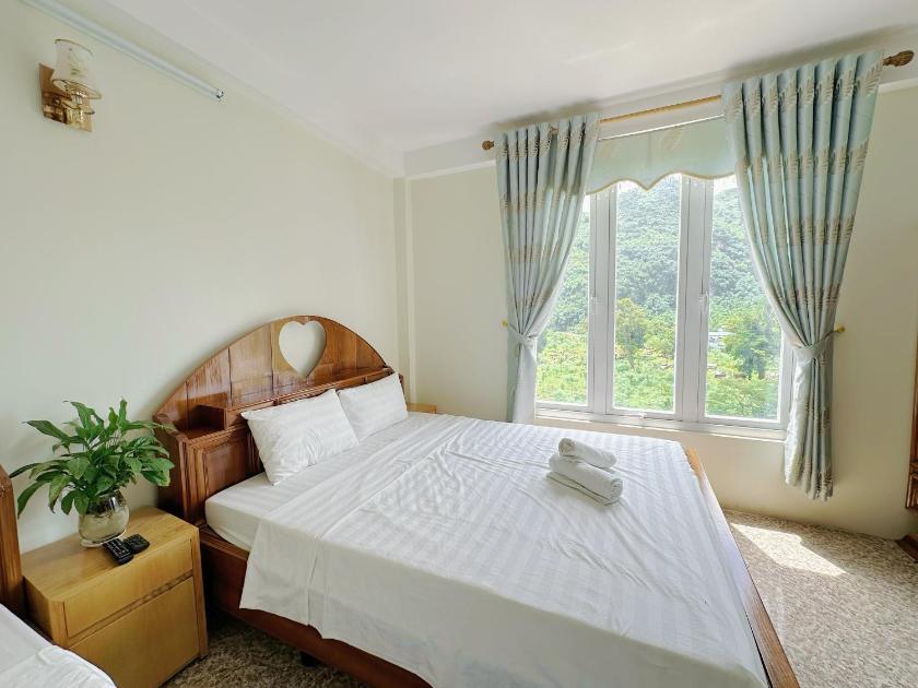 Phòng Giường Đôi Có Ban Công